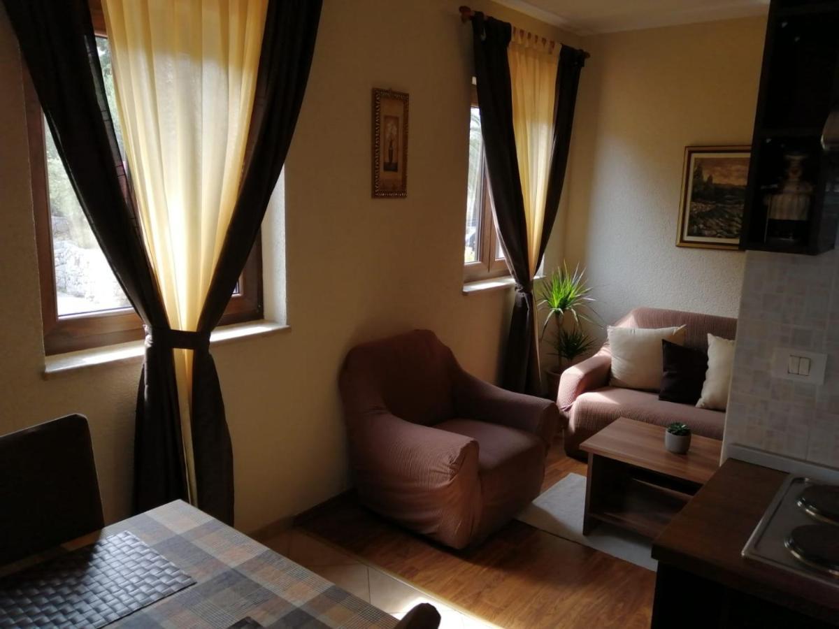 Appartamento Christian Mali Lošinj Esterno foto